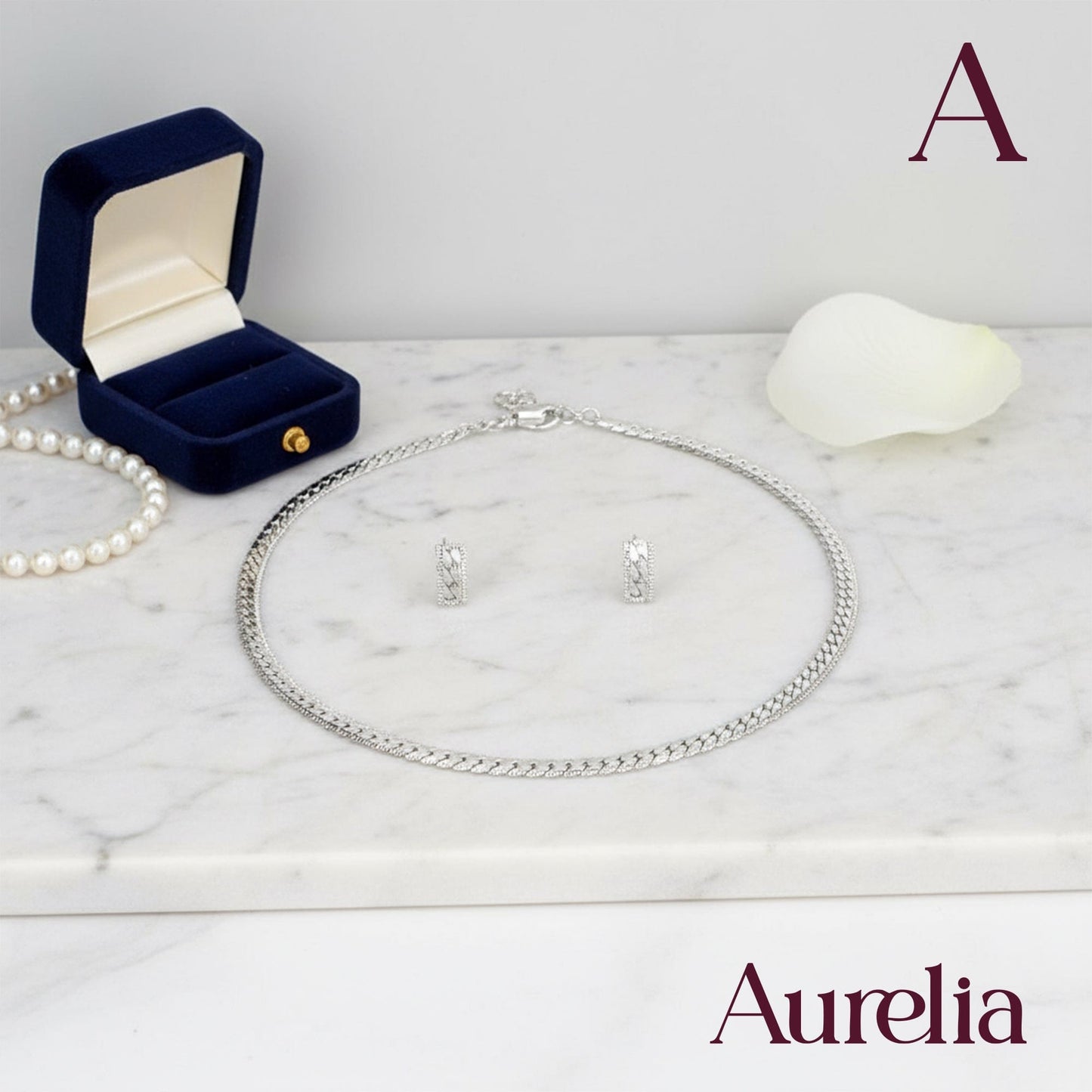 COLLAR CADENA LARGA ENTRELAZOS