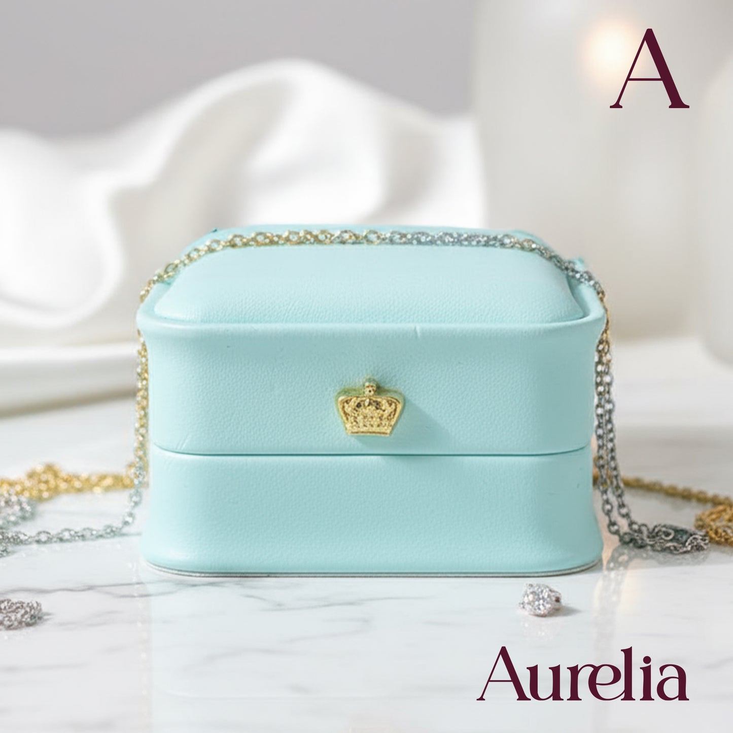 COFRE ACOLCHADO CADENA